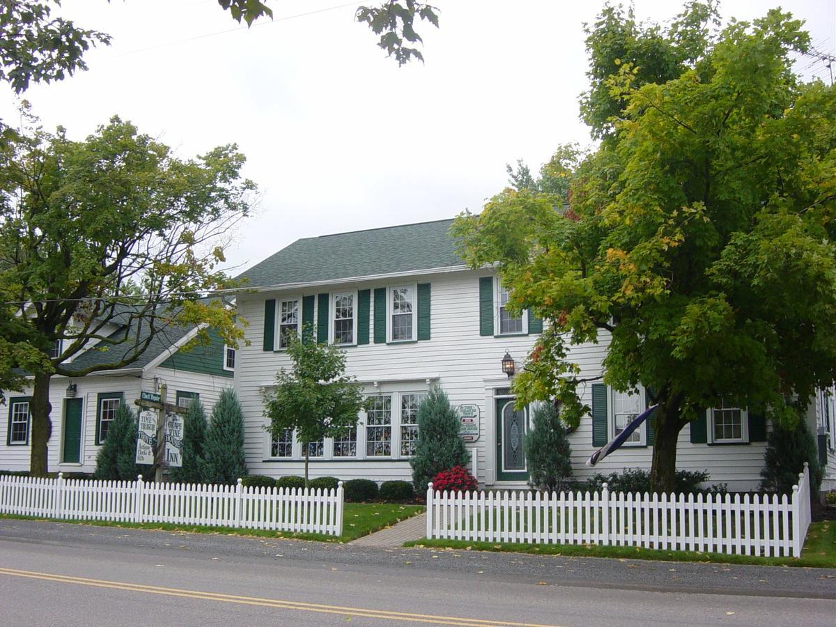 فندق Winesburgفي  Grapevine House المظهر الخارجي الصورة